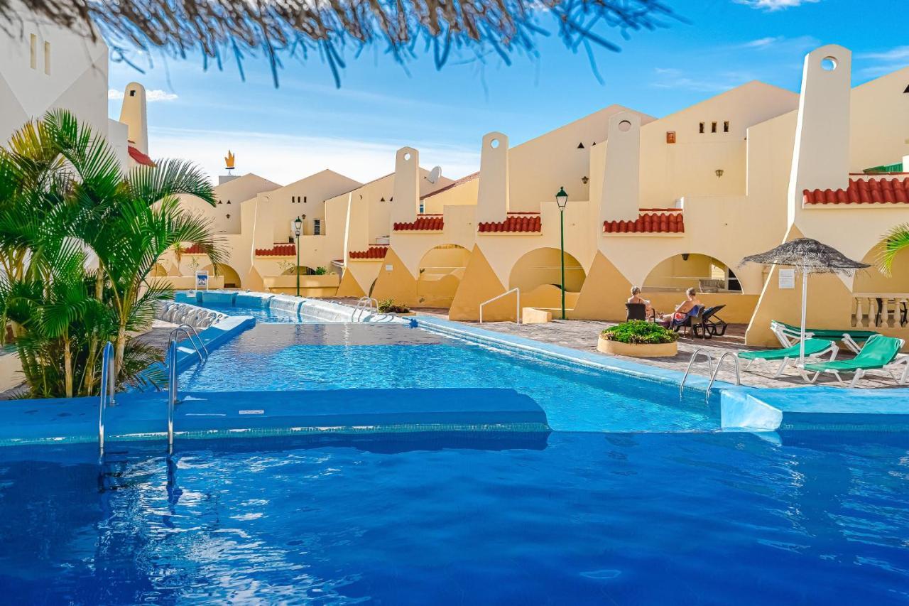 Aircon River Style Pool Best Beach In 200M Mareverde أذيخي المظهر الخارجي الصورة